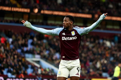 لتعويض تاليسكا.. تقارير: النصر يقترب من التعاقد مع دوران لاعب أستون فيلا